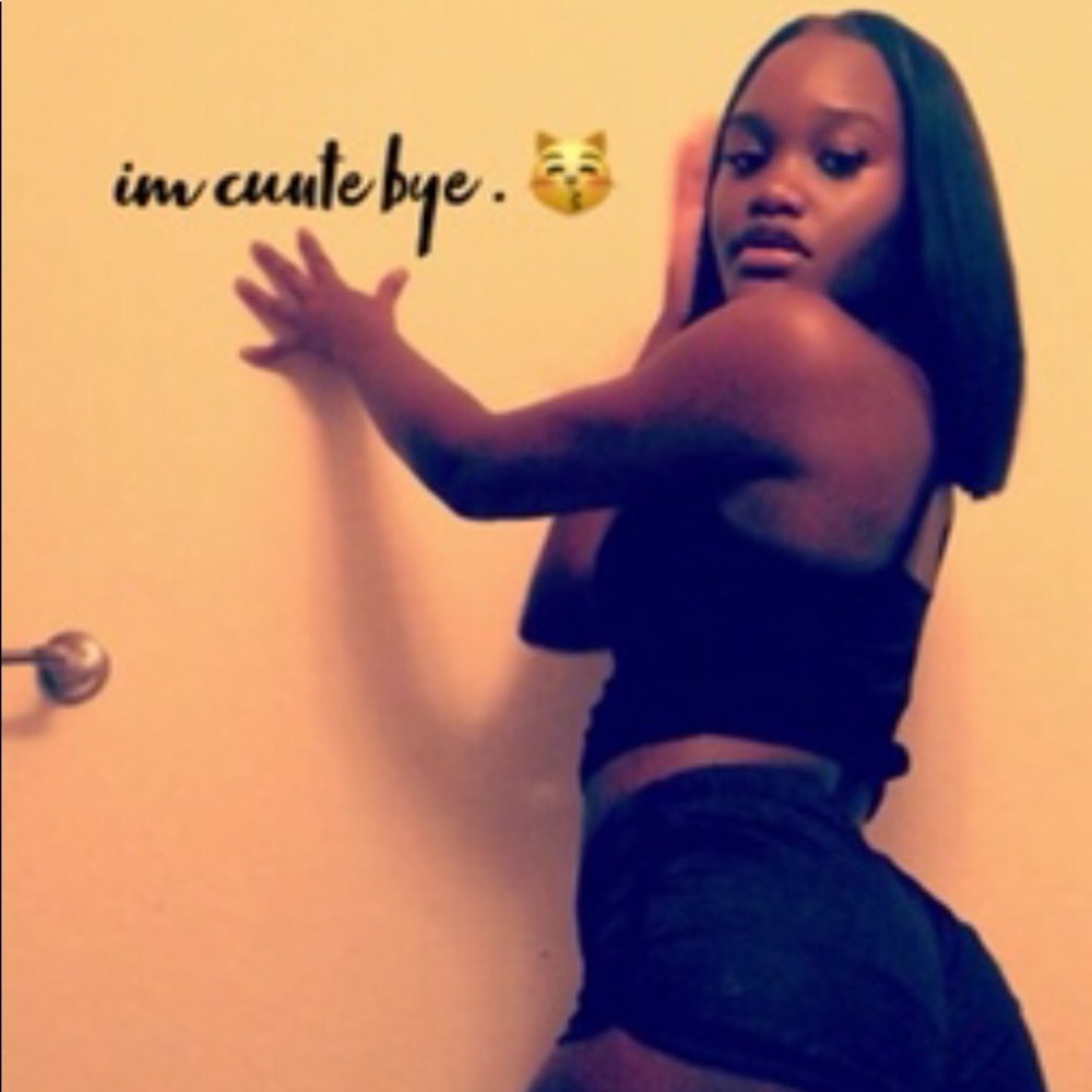Meet your Posher, Clarynique